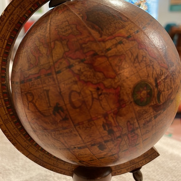 Vintage Old World Globe All Wood Great Addition to any Home Display 8inches - Picture 6 of 6